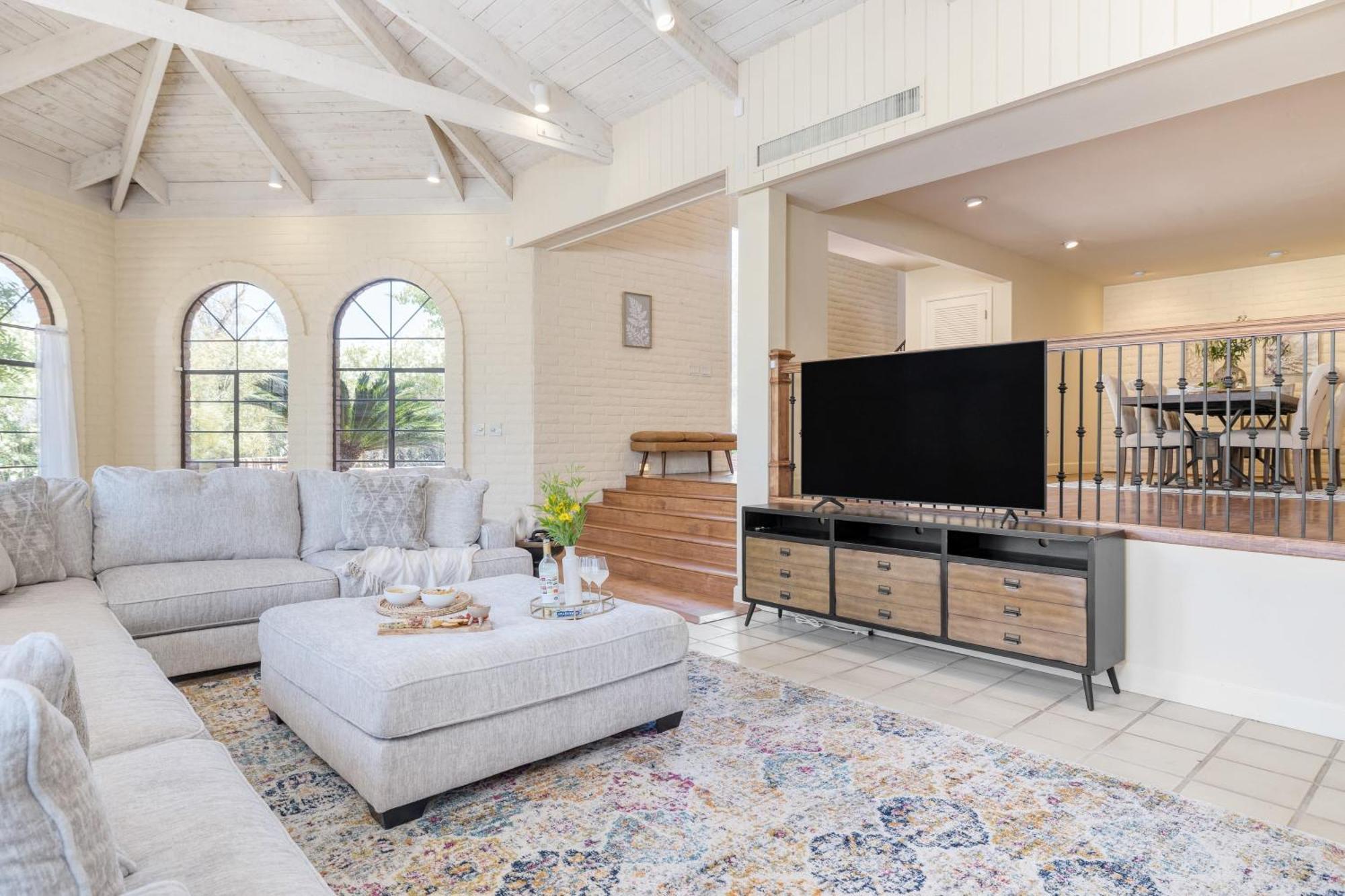 Diamondback By Avantstay Luxury Retreat Pool Holiday home *
