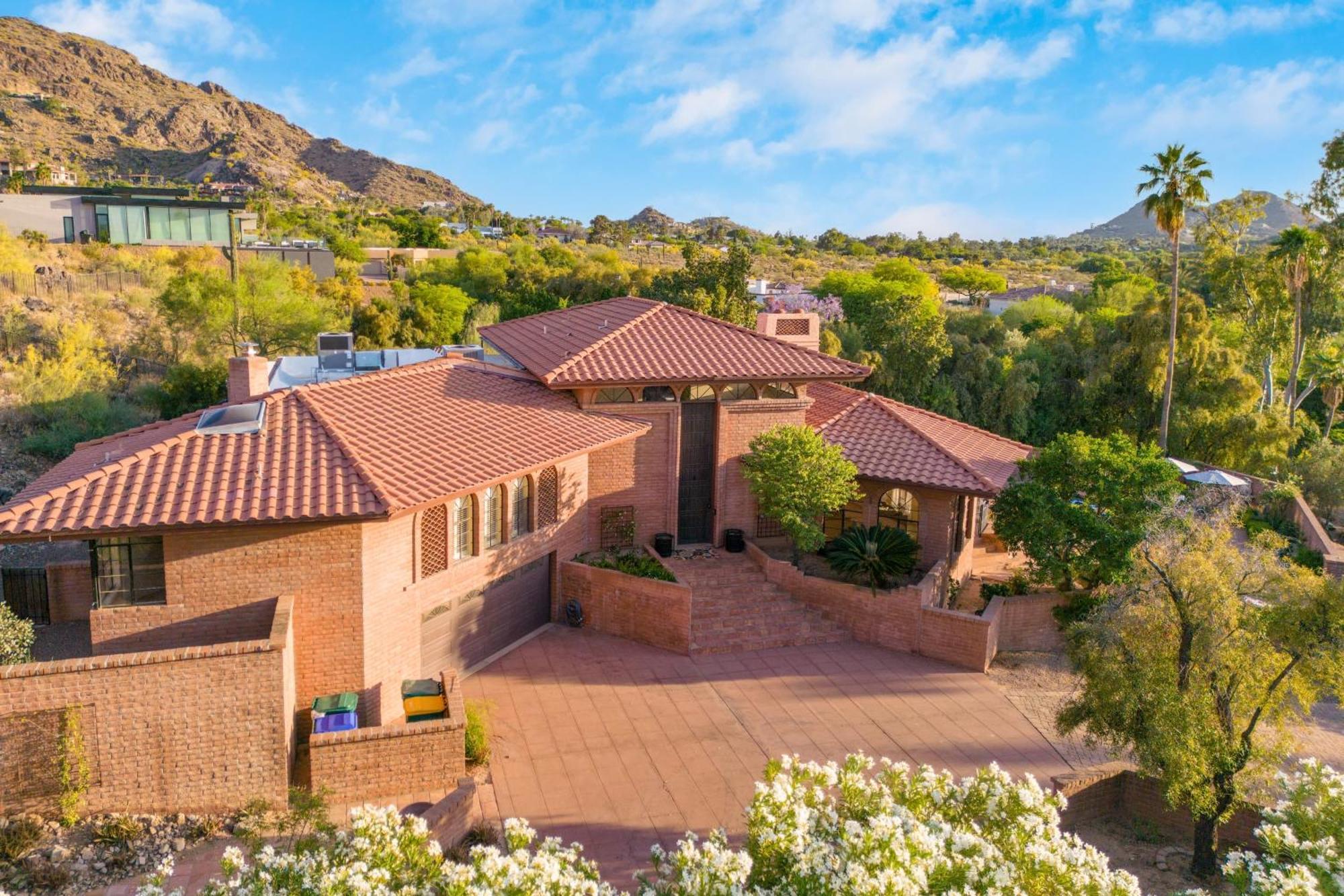 Holiday home Diamondback By Avantstay Luxury Retreat Pool